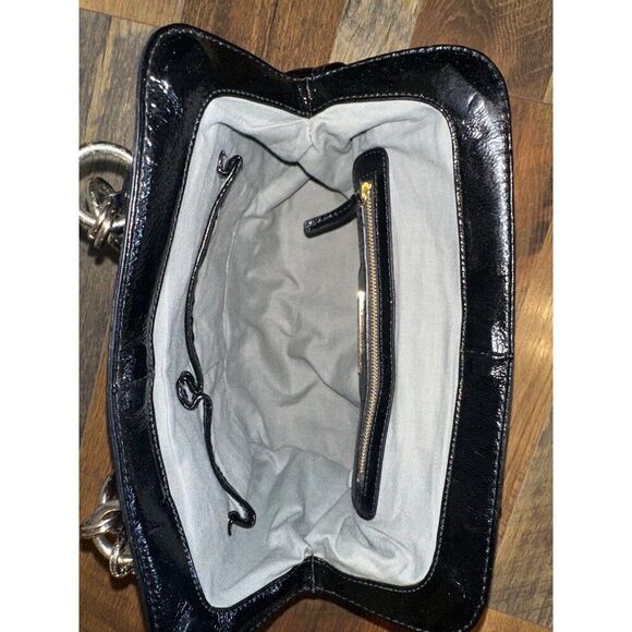 Elliott Lucca Black Shoulder Bag - Picture 9 of 16